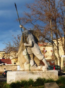 Il Legionario – Monumento ai caduti sul lavoro